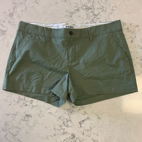 Old Navy Pants - Old Navy Olive Green Shorts Size 12